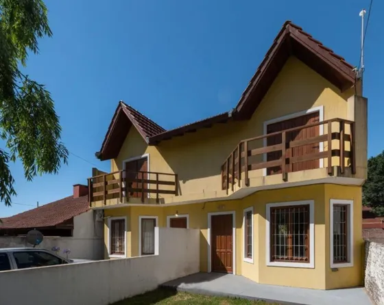 Casa En Venta - 2 Dormitorios 1 Baño - Cochera - 180mts2 - Santa Clara Del Mar