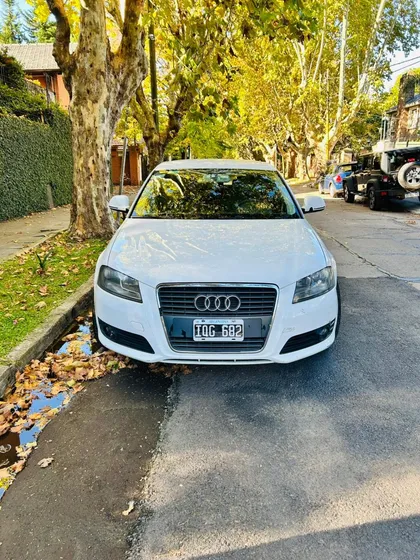 Audi A3 1.6 102cv