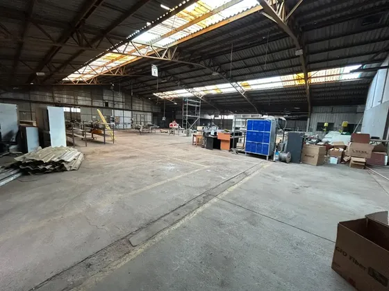 Venta Propiedad Industrial 1.691m2 Útiles - Renca