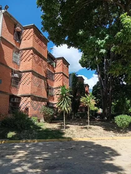 Apartamento Remodelado, Listo Para Habitar