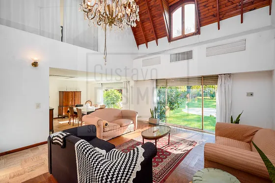 Casa / Venta / El Triángulo / Don Torcuato / Financiación