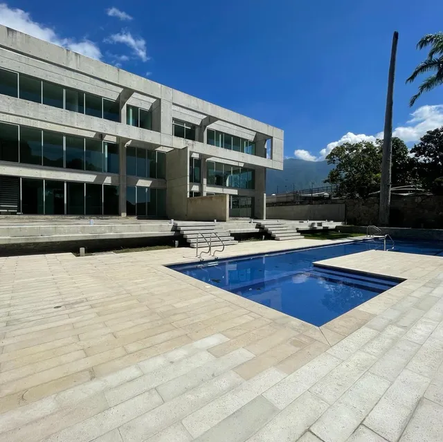 Edificio Residencial En Venta 5.255 M2 - Urb. Chulavista