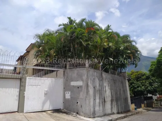 Yf Casa En Venta En El Marques 24-4321 Merw