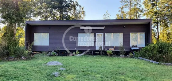 Casa En Venta De 2 Dorm. En Puerto Varas