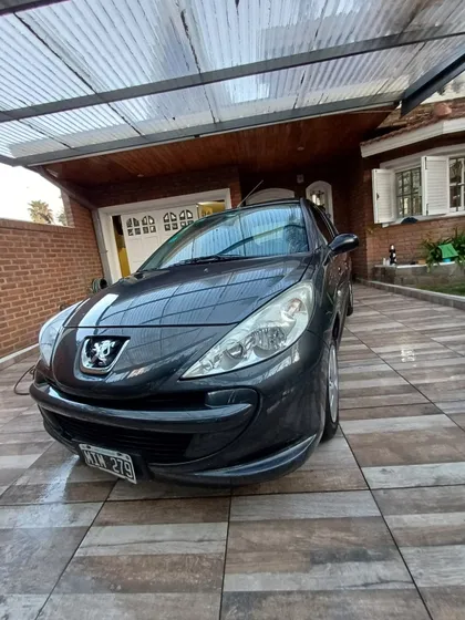 Peugeot 207 1.4 Allure 75cv