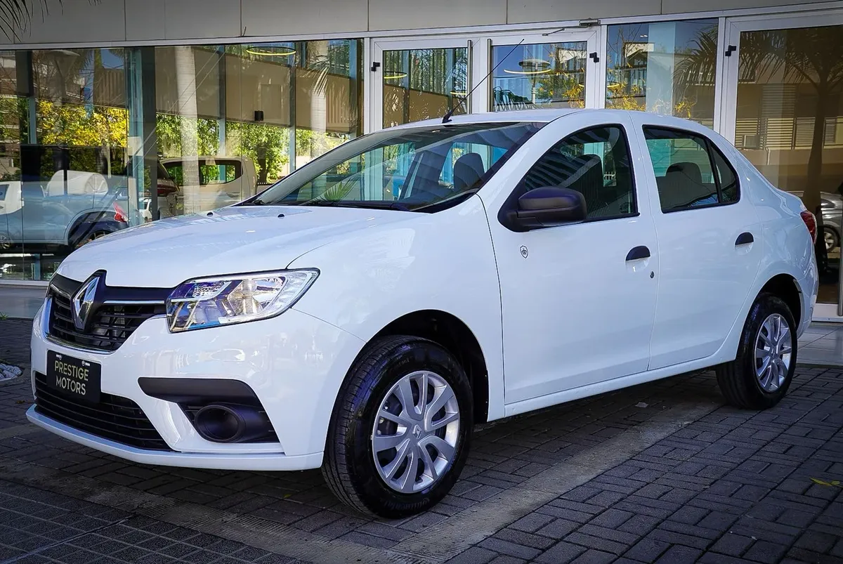 Renault Logan LIFE 1.6 MT