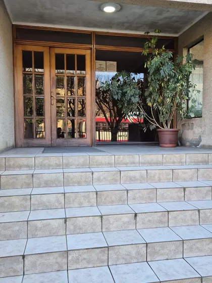 Arriendo Amplio Departamento Hochstetter Pasos Av. Alemania