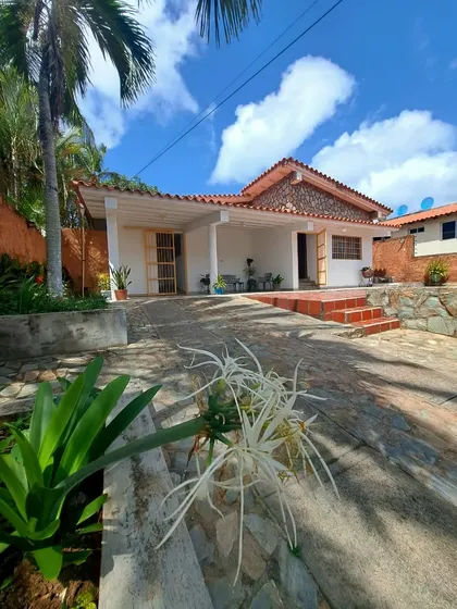 Estupenda Casa En La Asunción, Sector La Guarina Isla De Margarita, Nueva Esparta, Venezuela.