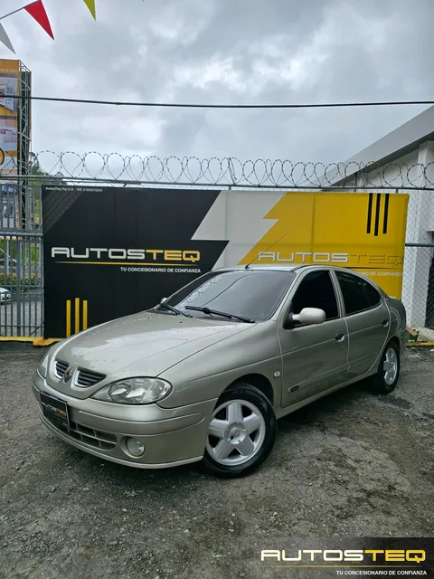 Renault Megane Full Equipo