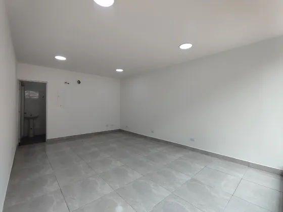Local En Arriendo En La Riviera. Cod A21417