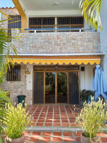 Venta Precioso Town House Puerto Encantado Higuerote