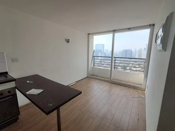 Departamento En Venta De 2 Dorm. En Estación Central