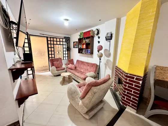 Casa En Venta En San Francisco Madrid. Cod V1343