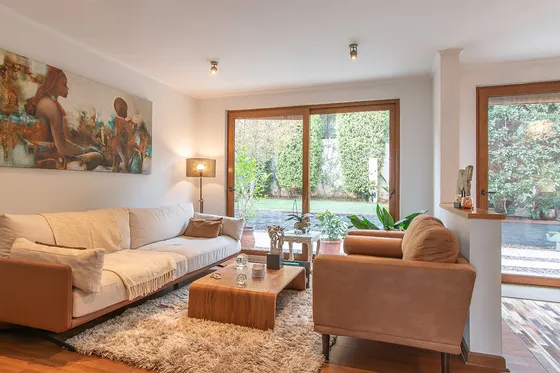 Espaciosa Casa En Condominio 4d 4b -  Límite La Reina