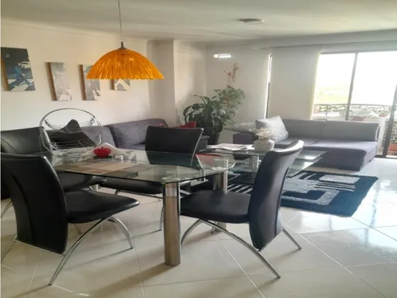 Venta De Apartamento En Laureles 
