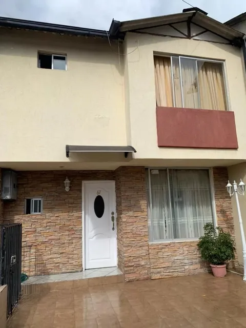 Hermosa Casa Conjunto 
