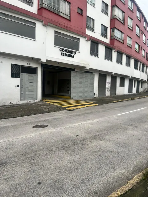 Bonita Casa De Doble Planta Dentro De Un Conjunto Residencia