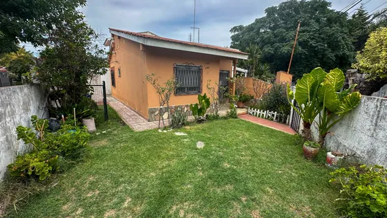 Venta Casa 2 Dormitorios Ciudad Jardín Lomas Del Palomar Con Cochera