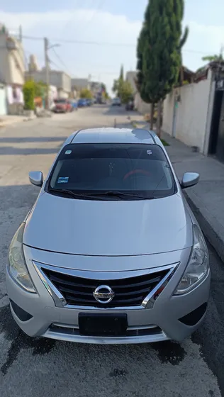 Nissan Versa 1.6 Sense Mt