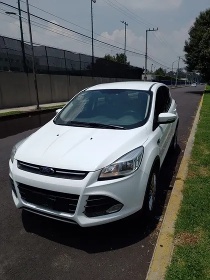 Ford Escape 2.5 S At