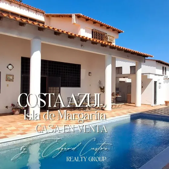 Casa En Venta En Urbanización Paraíso, Isla De Margarita