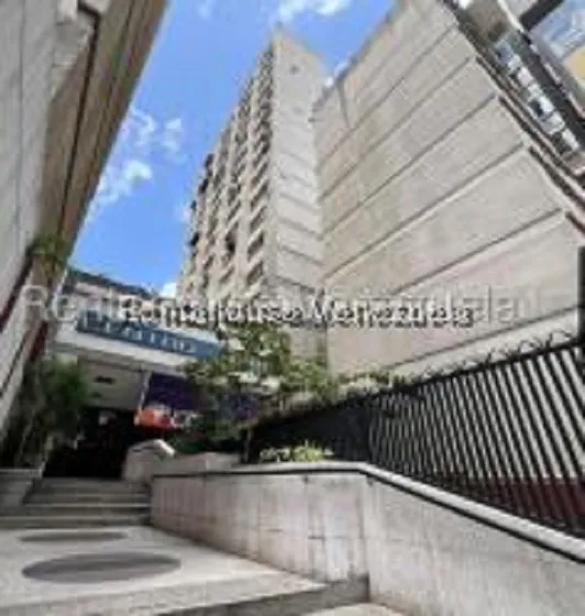Oficina En Alquiler. Chacao. Mls 25-23773