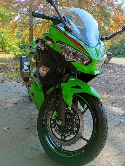 Ninja 400 Cómo Nueva Titular Sin Detalles