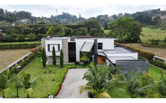 Casa Para La Venta En Llanogrande Cabeceras 