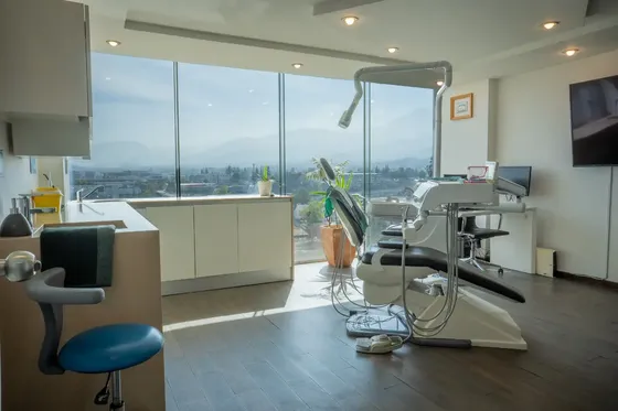 Venta Clínicas Dental, Comuna De Lo Barnechea.