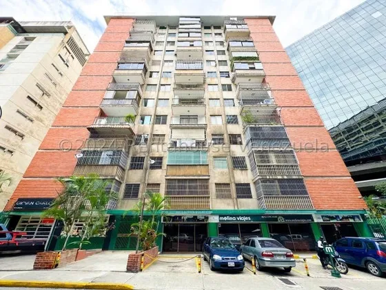 Se Vende Apartamento En Los Palos Grandes 25-1140