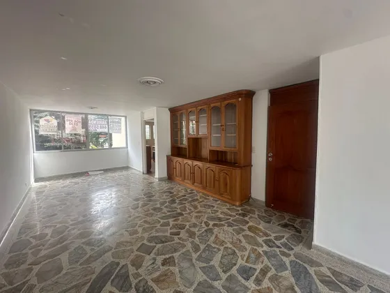 Arriendo Apartamento En Calasanz Parte Alta.