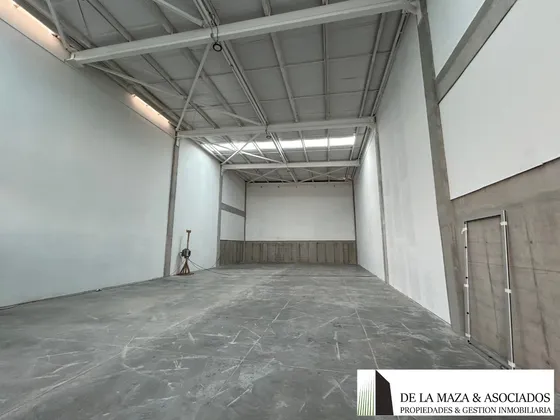 Bodegas Nuevas  Excelente Conectividad