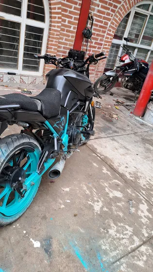Moto Vento Nitrox 200cc Color Negro Con Azul Jala Al 100