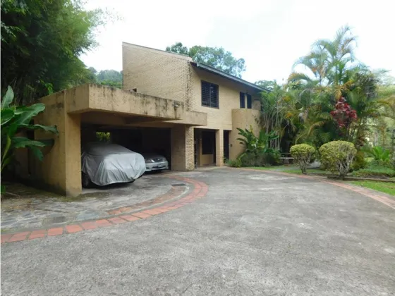 Casa En Venta Urb. Monteclaro Laguna