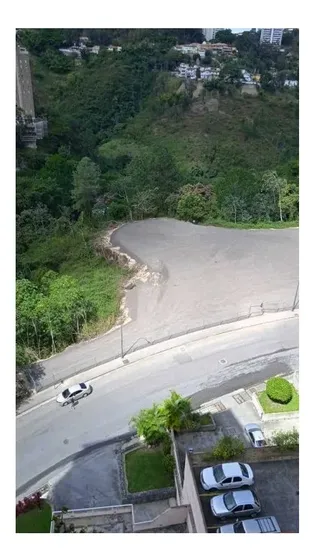 En Venta Super Bien Ubicado Terreno En La Urbanizacion Manzanares, Baruta, Bv