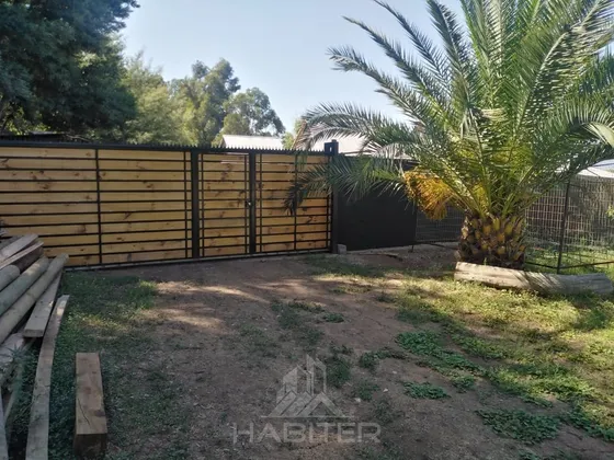 Casa En Venta De 2 Dorm. En Rauco