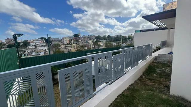 Casa De 4 Habitaciones, Moderna, Cómoda Y Amplia 