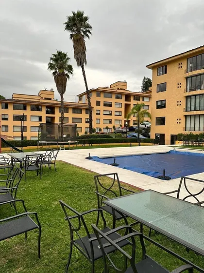 Departamento En Venta En Tetelpan En Condominio Arbolado Con Alberca