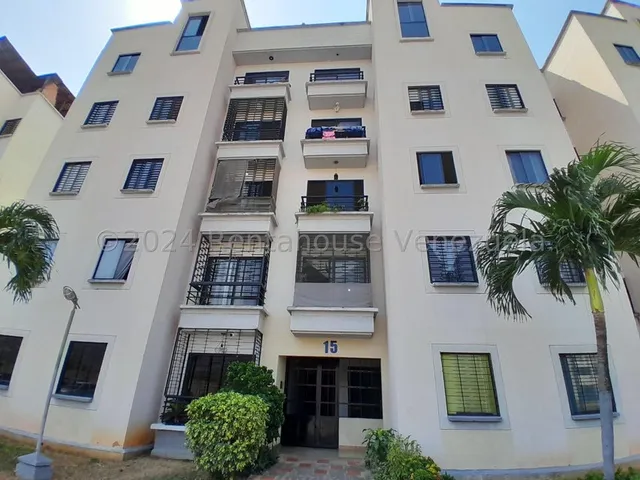 Yonny Silva Rentahouse Vende Hermoso Apartamento En Parque Florida Valencia Rcys 24-22272