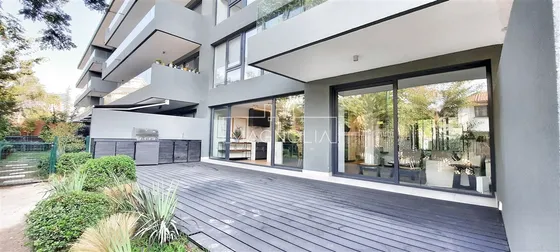 Duplex En Venta De 3 Dorm. En Vitacura