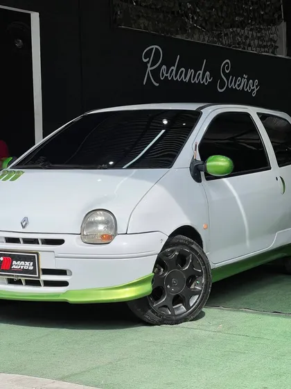 Renault Twingo Acess Plus Xbox360