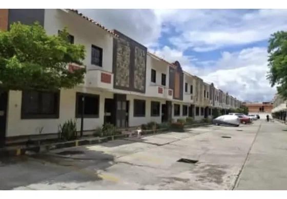 Vendo Town House 88m2 Tazajal Valencia 3979 