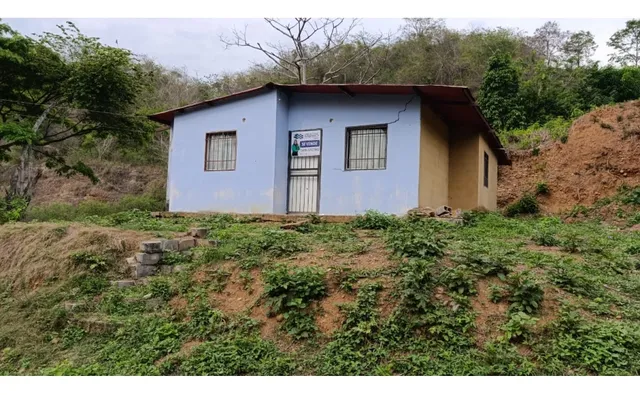 Se Vende Casa En Eje Vial. Ve22-084eje-yceg