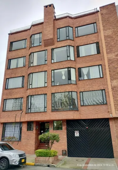 Apartamento Duplex En El Barrio Metropolis