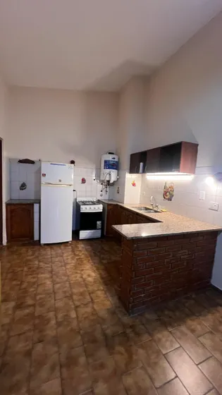 B&s Group / Duplex Alquiler Anual - Barrio Las Malvinas 