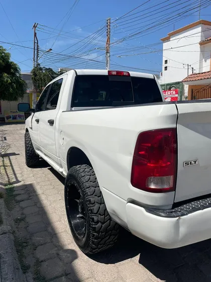 Dodge Ram 1500 Pickup St 4x4 At