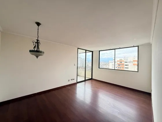 Arriendo Hermoso Departamento 2d-2b-e En José Joaquín Vallej