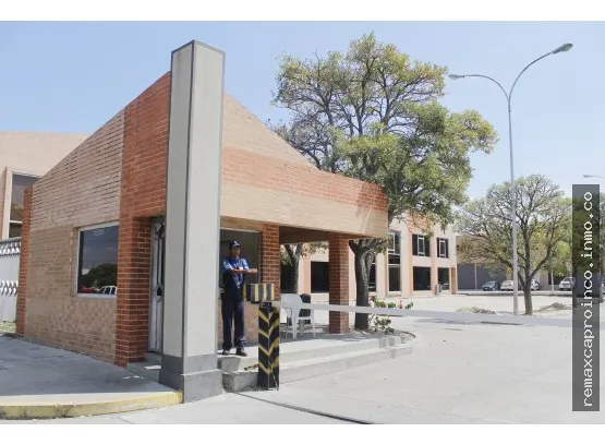 En Venta Oficina Zona Industrial De Valencia Tcl O 1360256