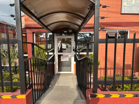 Se Vende Casa De 3 Niveles En Conjunto Privado,porvenir (18256).