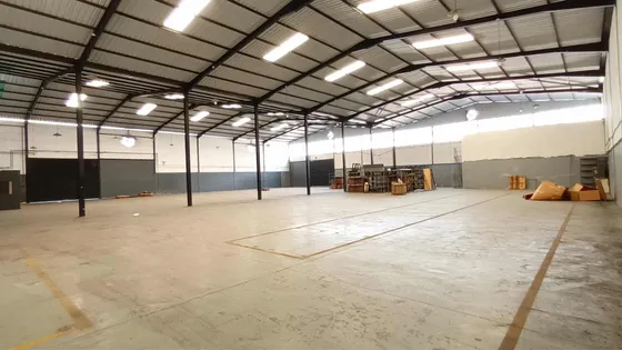 Galpon En Venta En Zona Industrial Valencia (ac)